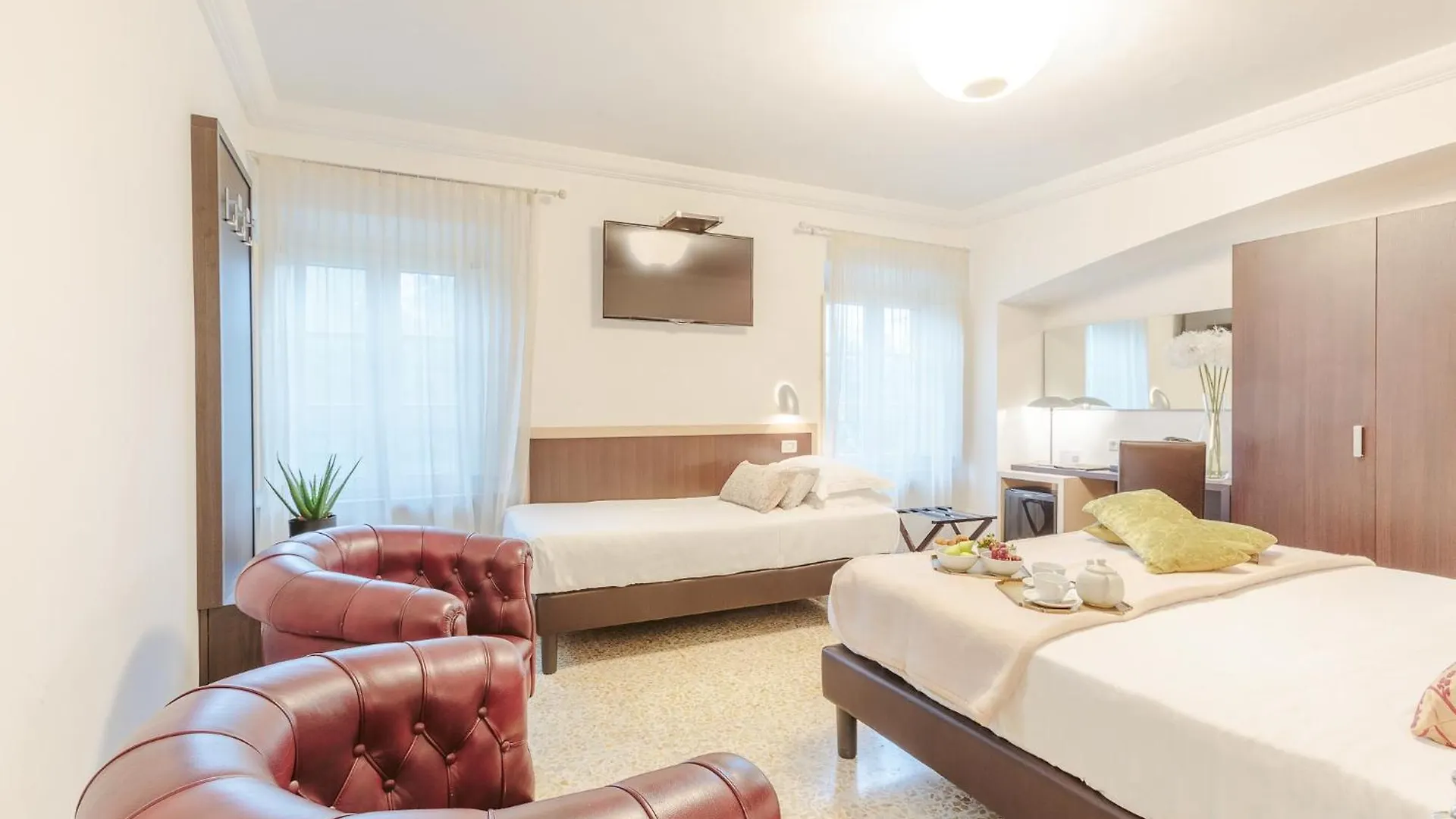Hotel Hambros - Il Parco In Villa Banchieri Lukka